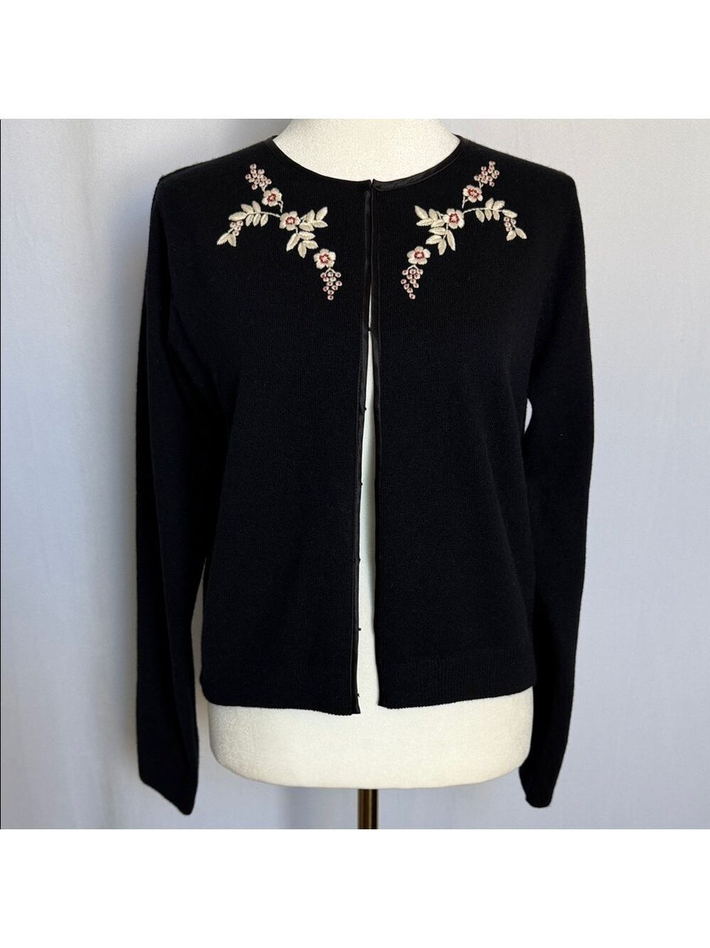 J Crew Black Wool Cashmere Blend Cardigan with Floral Embroidery Size M Preppy